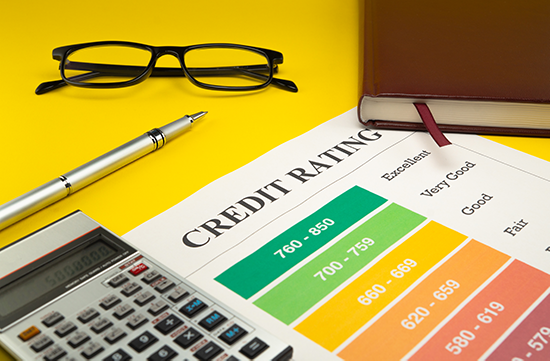 How Missed or Late Payments Affect Credit Score 
